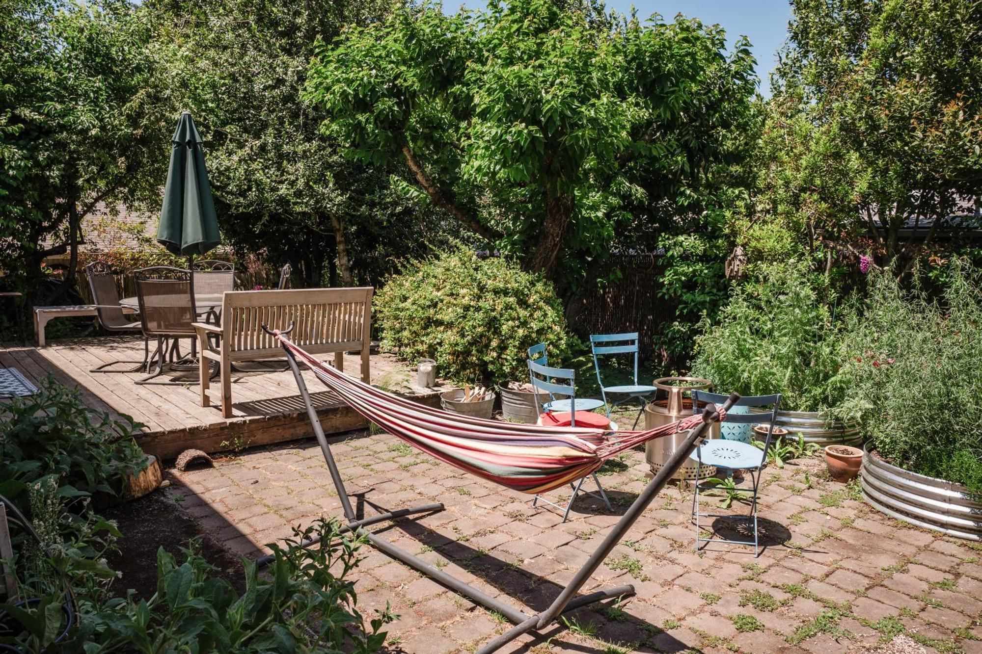 Southeast Portland Comfy & Eclectic Craftsman Home Bagian luar foto